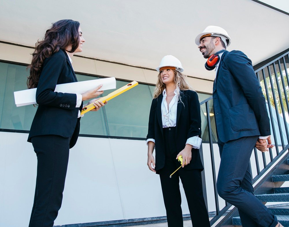 New construction workers attending professional training course in the UK
